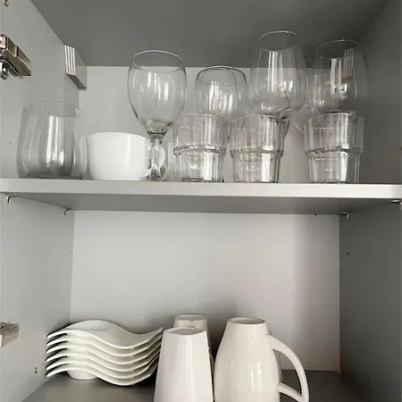 Messe With 2 Bedrooms, Kitchen&garden