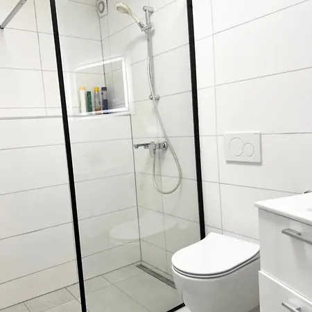 Apartmán Messe With 2 Bedrooms, Kitchen And Garden Düsseldorf