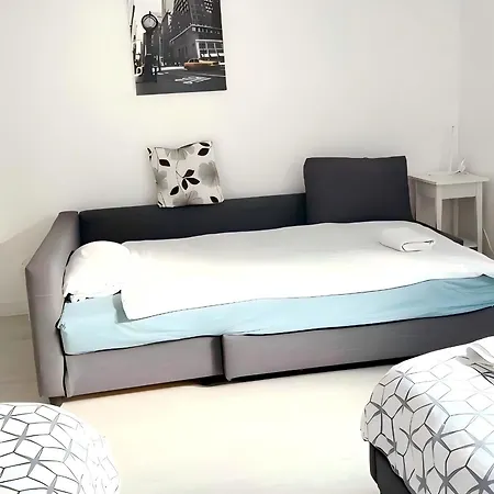 Apartmán Messe With 2 Bedrooms, Kitchen And Garden Düsseldorf
