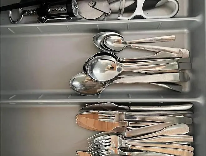 Daire Messe With 2 Bedrooms, Kitchen And Garden