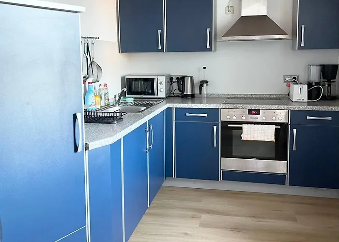 Messe With 2 Bedrooms, Kitchen&garden Düsseldorf